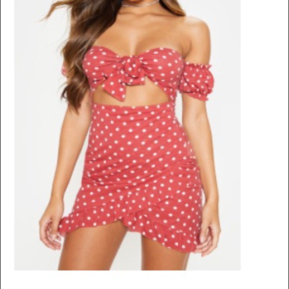 Pretty little thing dress never worn